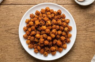 Crunchy Spicy Chickpeas