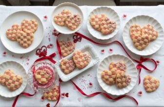 Lattice Heart Cookies