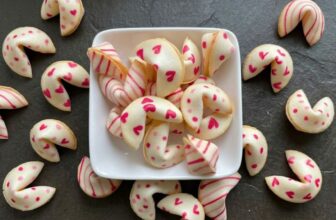 Make Valentine's Day Fortune Cookies