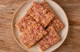 Raspberry Breakfast Bars Recipe