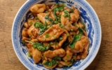 Chili Basil Chicken with the Velvet Technique