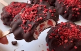 Chocolate Strawberry Cluster Pops: The Viral Frozen Treat You Need This Spring